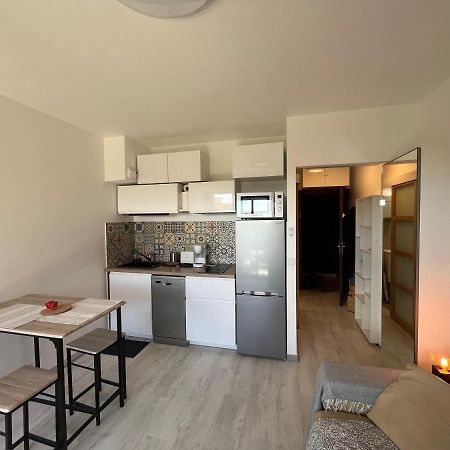 Charmant Studio Avec Terrasse Et Parking A Vence Exterior photo